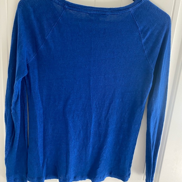 Banana Republic Long Sleeve - Picture 3 of 3